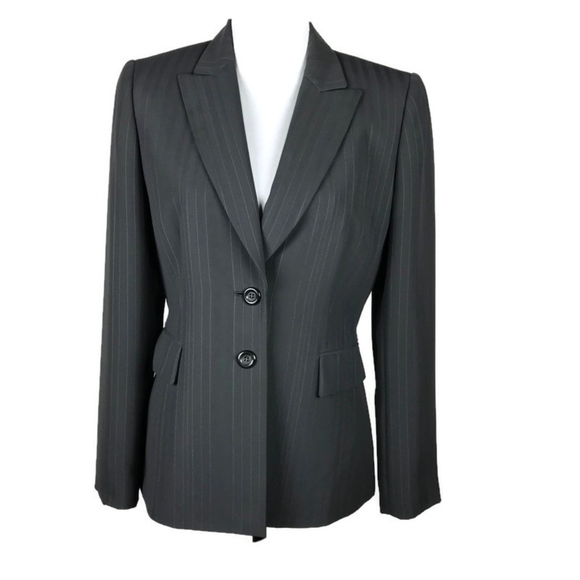 Tahari Jackets & Blazers - Tahari Arthur S. Levine Career Blazer Size 6